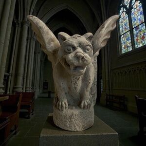 Vintage Levenger Gargoyle Office Library Desk Pencil Holder 6" Concrete Gothic